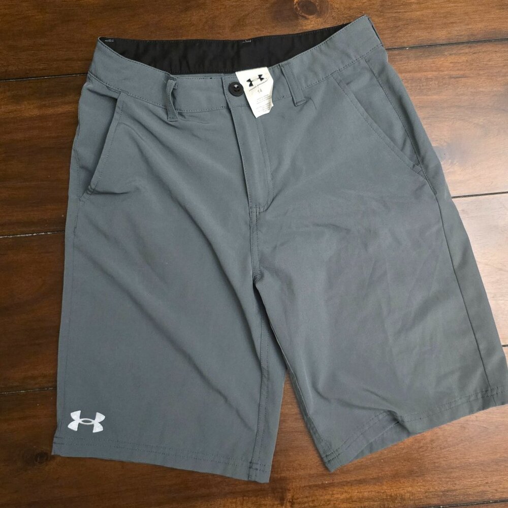 Under Armour Youth Boys Golf Chino Performance Shorts- Size 14 Grey